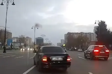 Bakının mərkəzində “avtoşluq” edən “Priora”ların - VİDEOSU