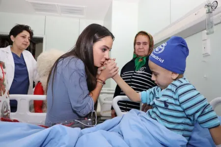 Leyla Əliyeva Onkologiya Mərkəzində olub - -FOTOLAR