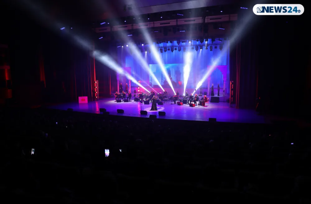 "Sözün düzü, elə şeirlərimə mahnılar yazılıb ki..." - RAMİZ RÖVŞƏN - FOTOLAR - VİDEO