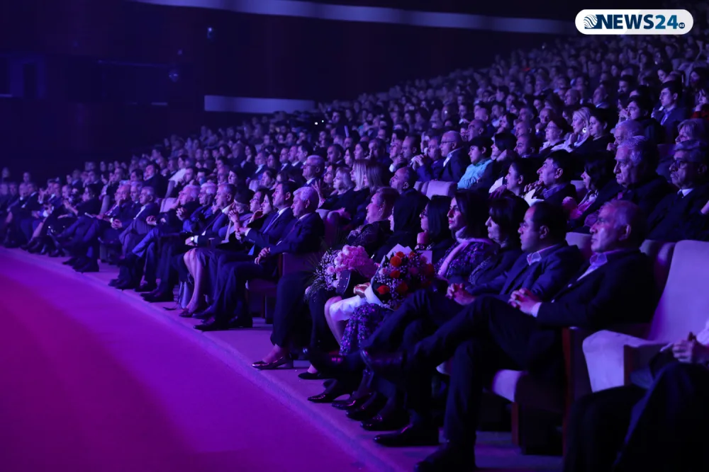 "Sözün düzü, elə şeirlərimə mahnılar yazılıb ki..." - RAMİZ RÖVŞƏN - FOTOLAR - VİDEO