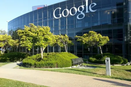 "Google", “Youtube”, “Gmail” - ÇÖKDÜ