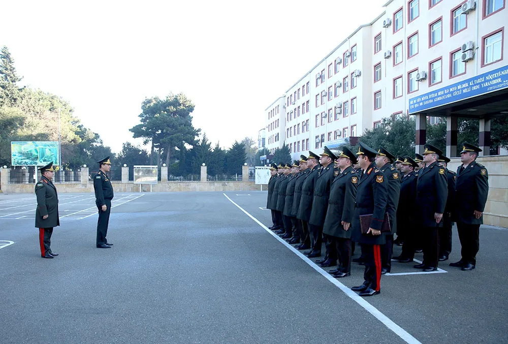 Prezident İlham Əliyev iki general-mayoru yeni vəzifəyə təyin etdi - FOTOLAR