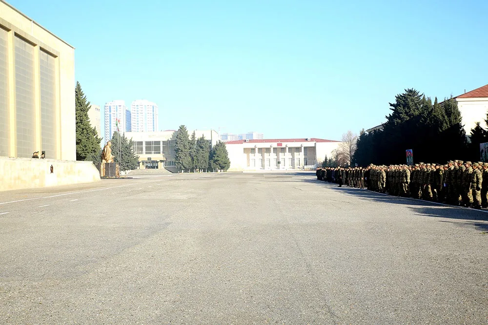 Prezident İlham Əliyev iki general-mayoru yeni vəzifəyə təyin etdi - FOTOLAR
