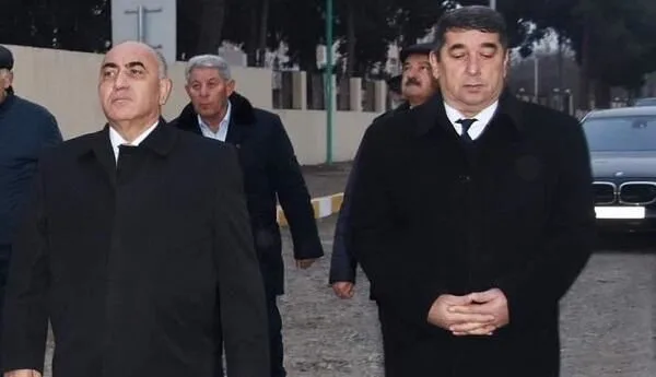 Rüşvət alarkən DTX tərəfindən yaxalanan icra başçısının görüntüsü - -VİDEO (YENİLƏNİB)