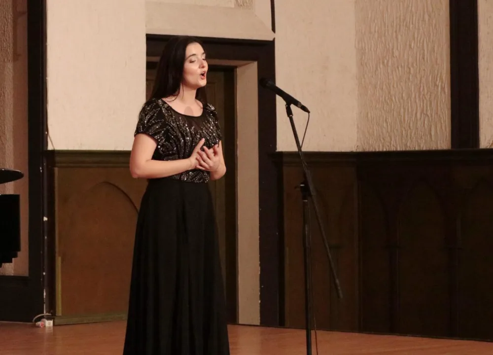 Fidan və Xuraman Qasımovalar vokal sənətinin sirlərini tələbələrlə bölüşdülər - FOTOLAR