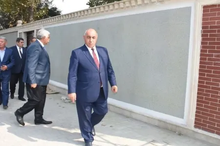 Rüşvətə görə saxlanılan icra başçısının mülkləri - SİYAHI