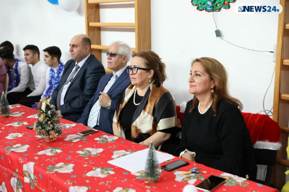 "Anamın səsini eşitmək istəyirəm" - Eşitmə əngəlli uşaqların Şaxta Babadan - YEGANƏ ARZUSU - FOTOLAR - VİDEO