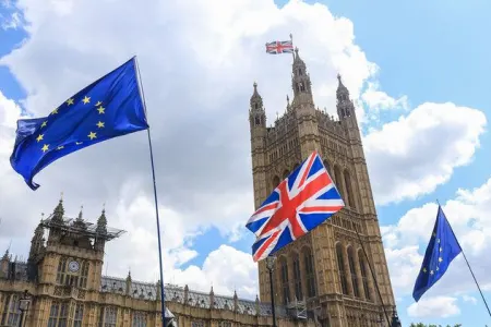 Brexit qəbul edildi! - B.Britaniya Avropa İttifaqını tərk edir