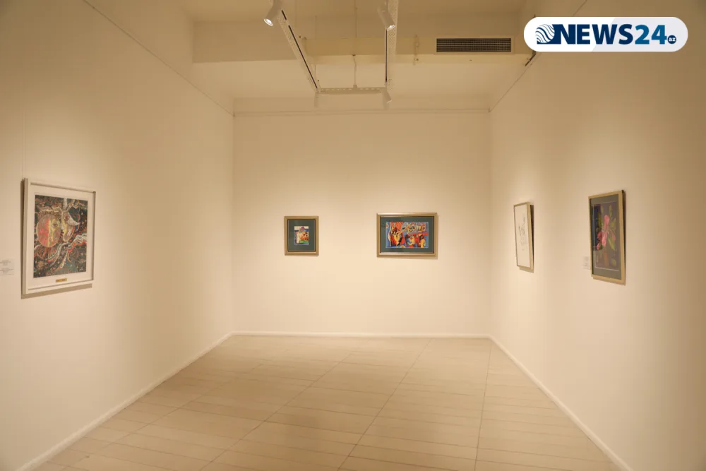 Müasir İncəsənət Muzeyində xeyriyyə sərgisi açılıb - FOTOLAR