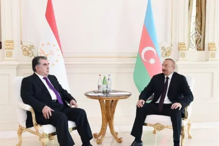 Tacikistan Prezidenti İlham Əliyevi TƏBRİK ETDİ