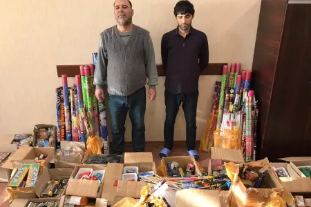 Sədərəkdə partlayıcı satan ata və oğul - SAXLANILDI - FOTO - VİDEO