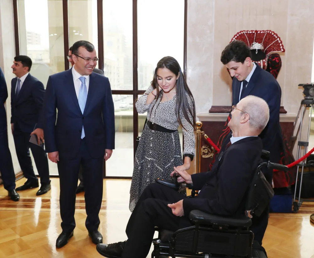 Leyla Əliyeva “And” tamaşasının premyerasında iştirak edib - -FOTOLAR