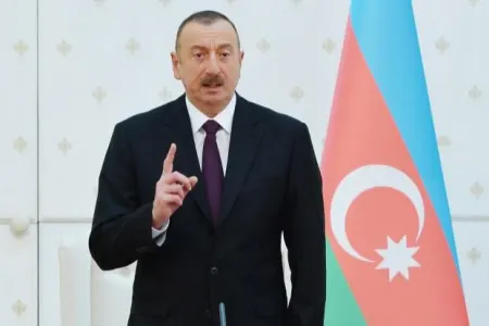 Prezident məmurlara SƏSLƏNDİ: - "Sən dövlət vəzifəsinə gəlir mənbəyi kimi baxırsansa, bədbəxt olarsan"