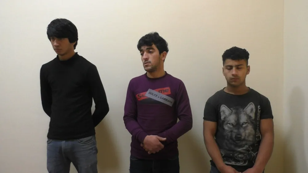 Mağazalardan oğurluq edən dəstə üzvləri - ƏLƏ KEÇDİ - FOTO - VİDEO