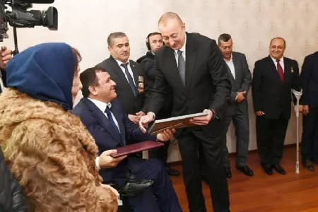 Prezident Qarabağ müharibəsi əlillərinə mənzil və avtomobillər - TƏQDİM ETDİ