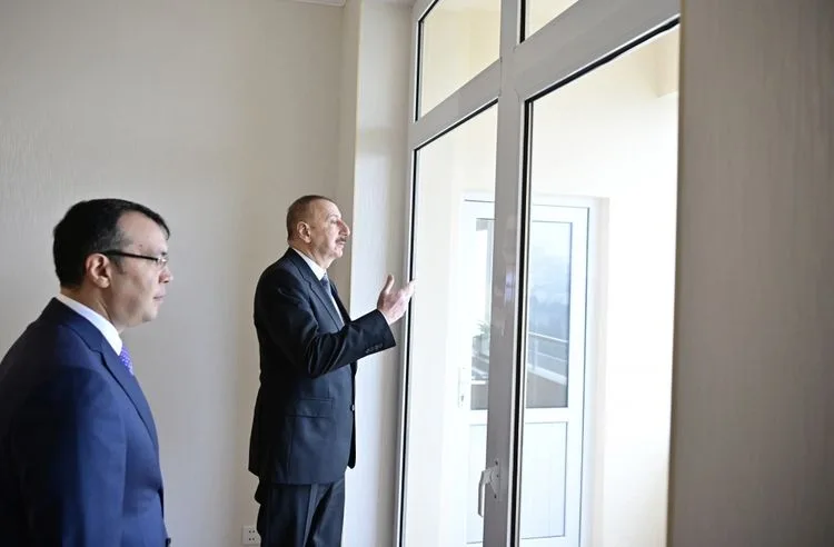 Prezident Qarabağ müharibəsi əlillərinə mənzil və avtomobillər - TƏQDİM ETDİ