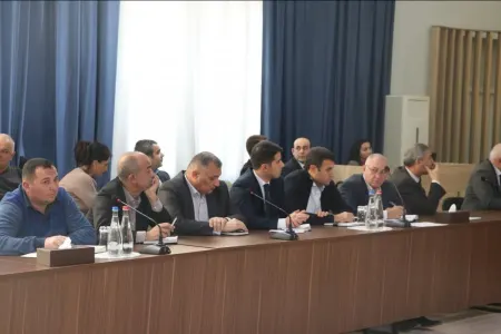 Xəzərin çirklənməsininin qarşısı necə alınsın- - 11 qurum birləşdi-Bakıda