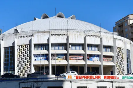 Bakı Dövlət Sirkində yeni fırıldaq: - Kassada bilet həm var, həm də yoxdur