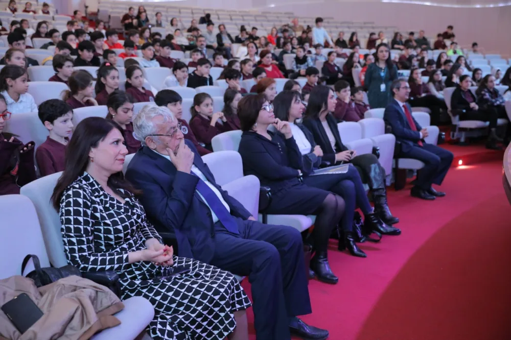 İsmayıl Şıxlının 100 illiyinə həsr olunan - TƏDBİR KEÇİRİLDİ