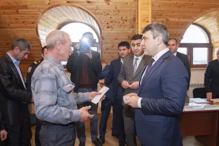 Kənd Təsərrüfatı naziri İnam Kərimov Xaçmazda vətəndaşları qəbul etdi - FOTOLAR