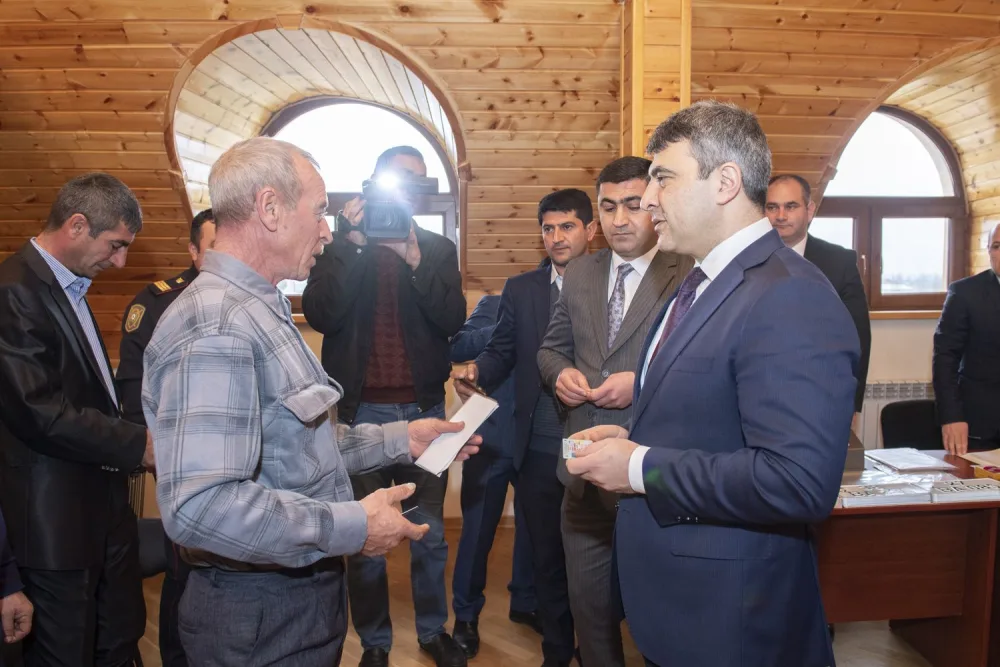 Kənd Təsərrüfatı naziri İnam Kərimov Xaçmazda vətəndaşları qəbul etdi - FOTOLAR