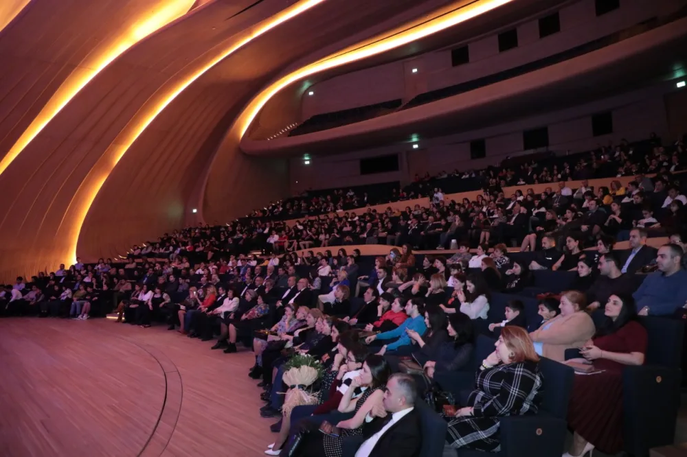 "Azərbaycan vokalçıları" festivalının bağlanış mərasimi KEÇİRİLİB - FOTOLAR - VİDEO