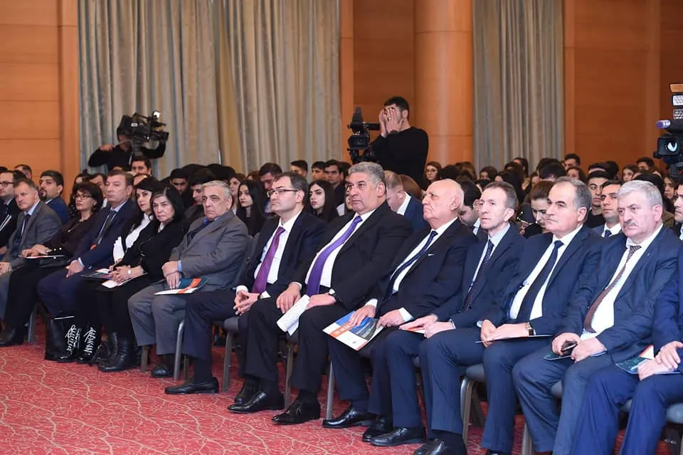 Qarabağla bağlı sənədli filmlər təqdim olunub - FOTOLAR