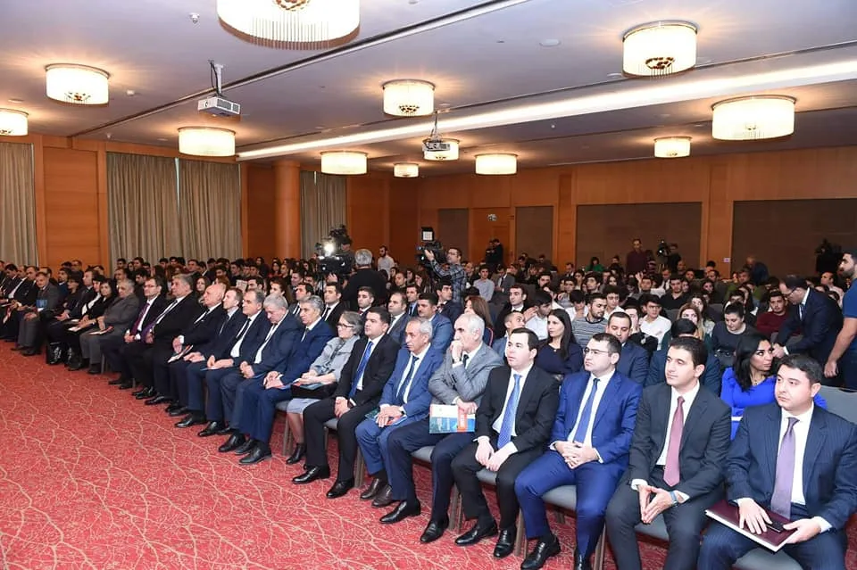 Qarabağla bağlı sənədli filmlər təqdim olunub - FOTOLAR