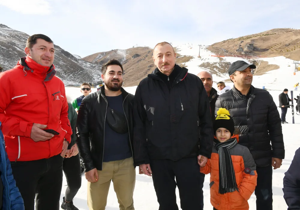 Prezident və xanımı Şahdağda - FOTOLAR - VİDEO - YENİLƏNİB