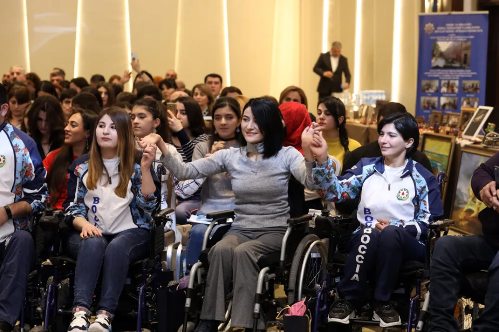 “Vətən, Bayraq, Millət” şeirlər antologiyasının təqdimatı oldu
