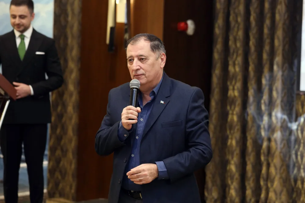 “Vətən, Bayraq, Millət” şeirlər antologiyasının təqdimatı oldu