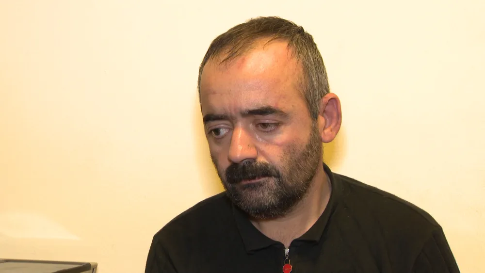 Maştağada narkotacirin evində - SİLAH AŞKARLANDI - FOTO