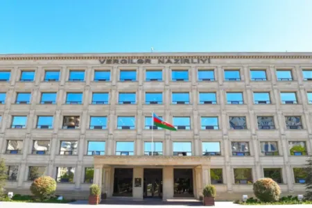 Baş Nazir qərara dəyişiklik etdi