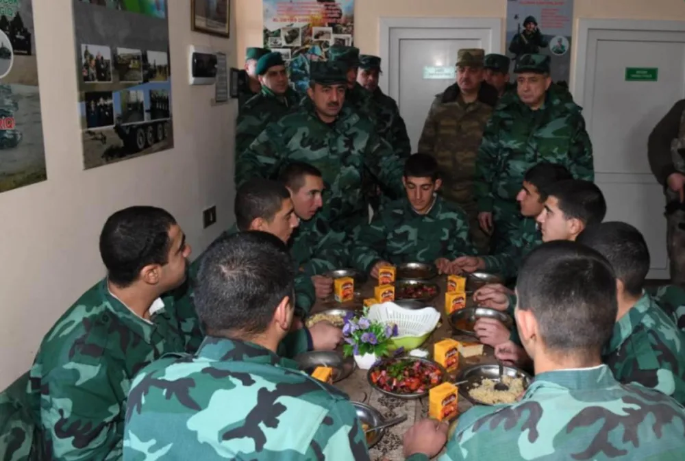 Məhərrəm Əliyev Ermənistanla sərhəddə - FOTO