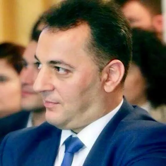 YAP-ın Şəkidən namizədi: - Vüqar İskəndərovun UĞURLARI