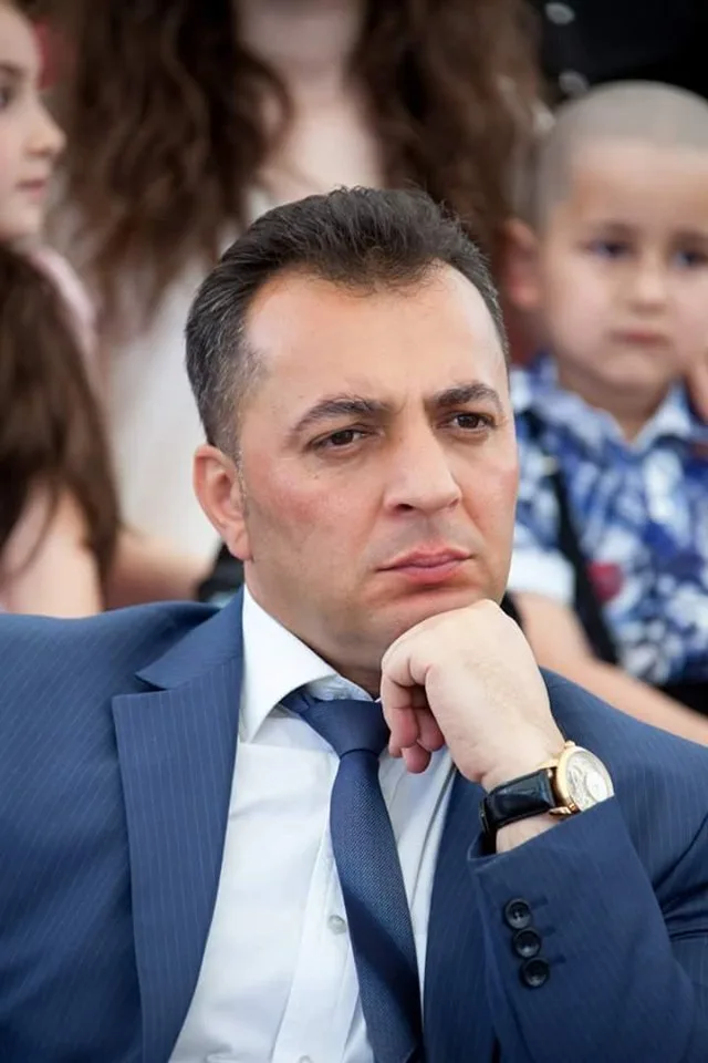 YAP-ın Şəkidən namizədi: - Vüqar İskəndərovun UĞURLARI
