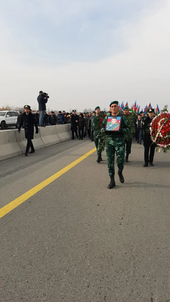 Azərbaycanın şəhid olan sərhədçisi dəfn edildi - FOTO