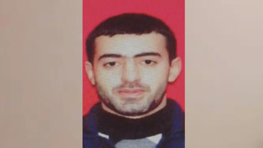 Narkotacirin marketdən oğurluğu anbaan - KAMERAYA DÜŞDÜ - FOTO - VİDEO