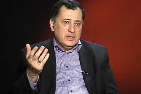 Baba Vəziroğlu “Şöhrət” ordeni ilə - TƏLTİF EDİLDİ