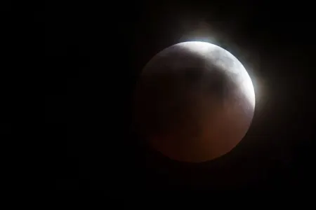 Azərbaycanda Ay tutulması - saat 01:12- də başa çatacaq