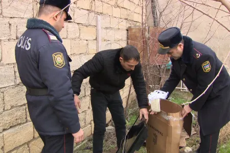 Yeni il günü evdən 66611 manat OĞURLANDI - 2 qardaş, 1 dost ƏLBİR OLDU - FOTOLAR
