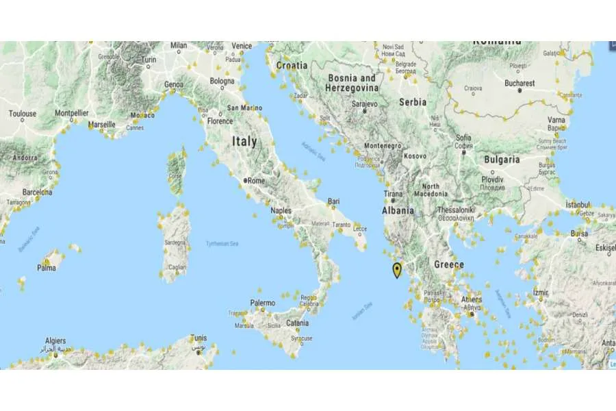 Dənizçilərimiz 3 miqrantın həyatını - XİLAS ETDİ - FOTOLAR