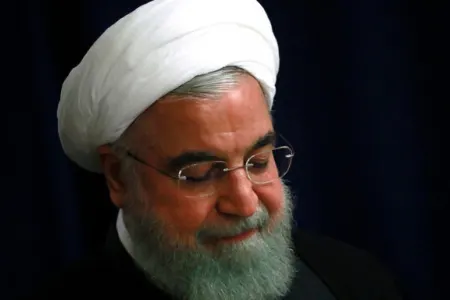 Ruhani Zelenskidən üzr istədi