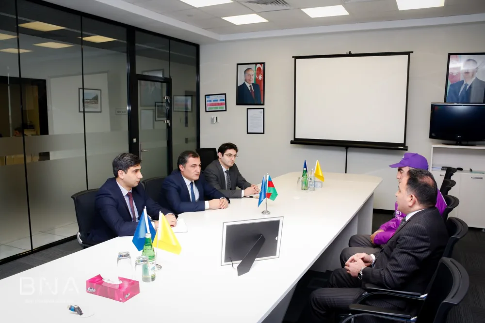 Avtobusdan 6300 manat pul və qızıl tapan - SÜRÜCÜ... - FOTOLAR