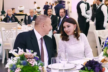 Prezident və xanımı Xoşbəxt Yusifzadənin yubileyində olublar