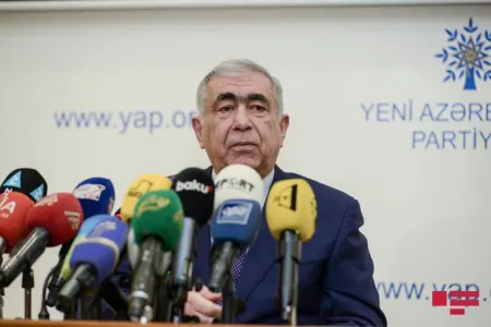 Saleh Məmmədov: - "Bu il ən azı 1 000 km yeni yol salınacaq"