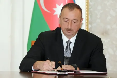 Yeni gəmiyə və orta məktəbə - Xoşbəxt Yusifzadənin adı veriləcək