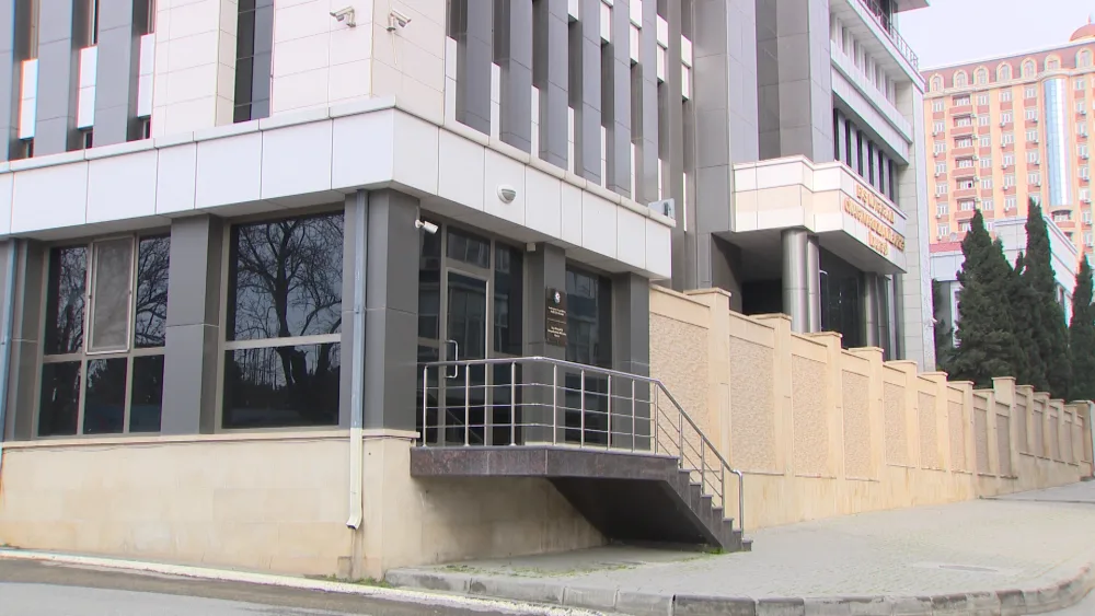 Bakıda saxta spirtli içkilər istehsal edən - DƏSTƏ TUTULDU - FOTOLAR - VİDEO