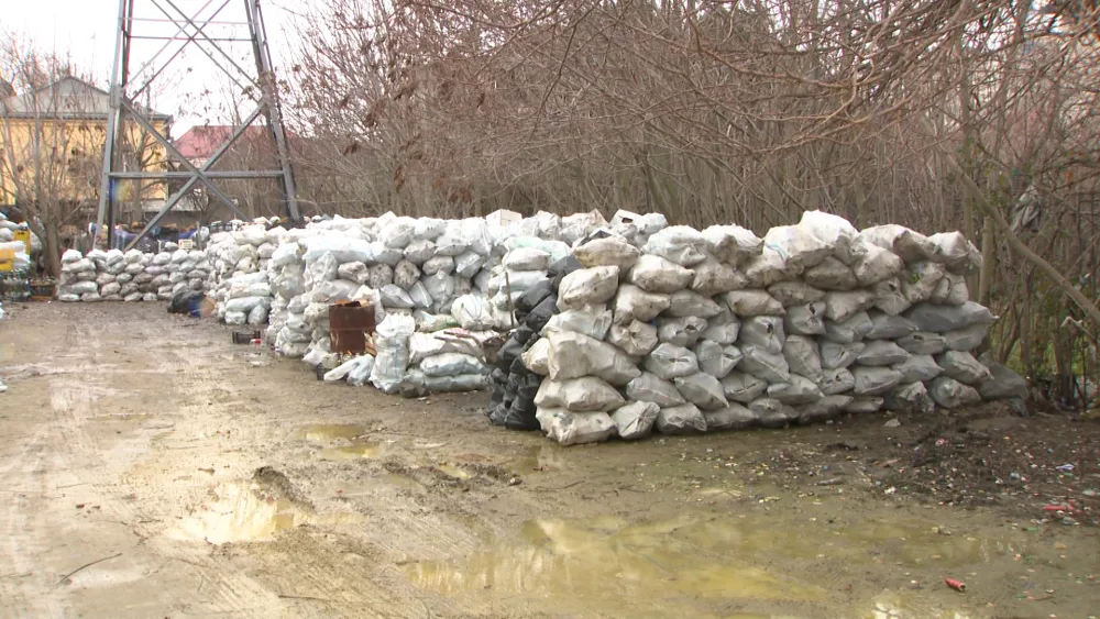 Bakıda saxta spirtli içkilər istehsal edən - DƏSTƏ TUTULDU - FOTOLAR - VİDEO