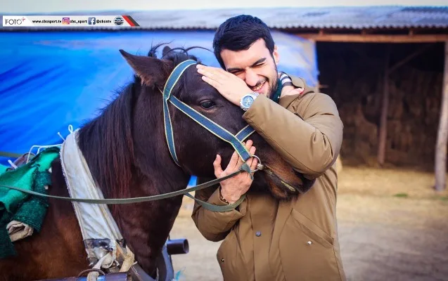Mahir Emrelinin Zaqataladakı biznesi - Fotolar/Video